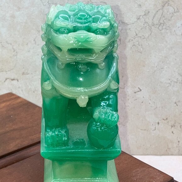 Jade Colored Resin Chinese Foo dog Figurine Pair Asian Decor - Picture 4 of 10